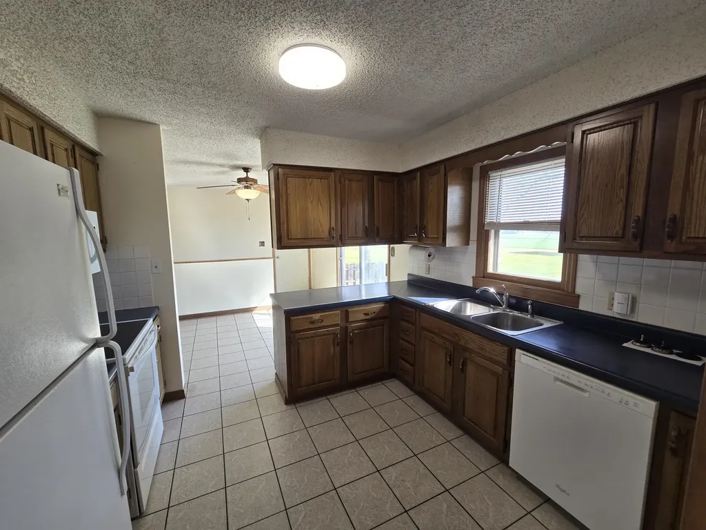 3200 Cathlinda Drive Winfield KS 67156