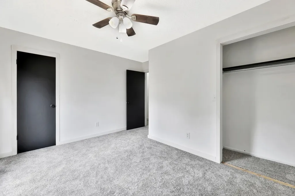 6725 N Shade Lane Wichita KS 67212