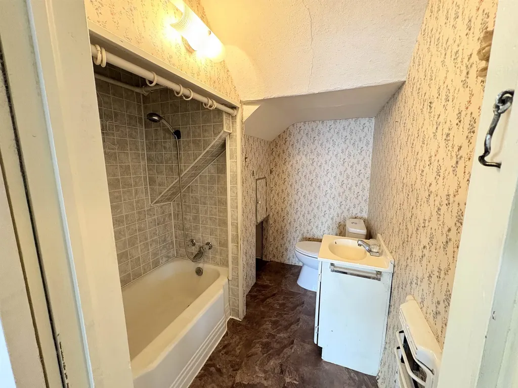 404 N 2nd Street Arkansas City KS 67005