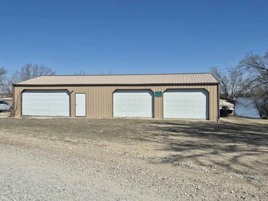 104 Eureka Lake Road Eureka KS 67045