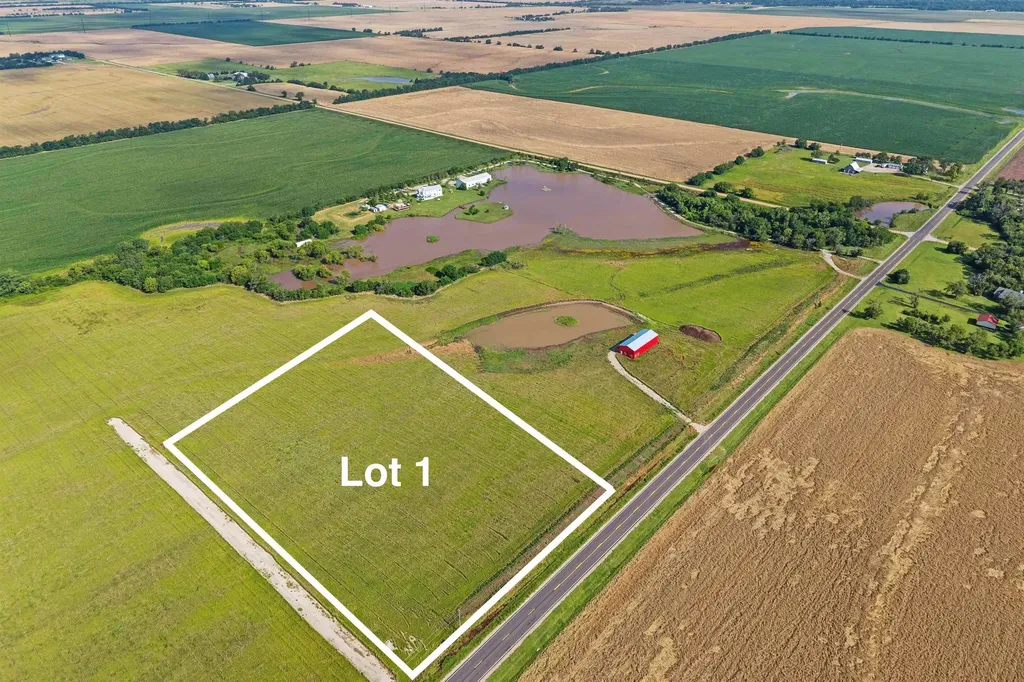 7 Acres/lot 1 Thompson Lakes Estates Viola KS 67149