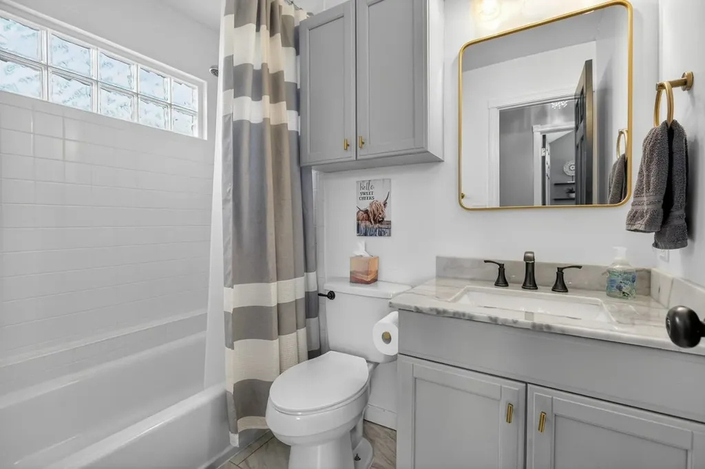 1635 S Tara Falls Court Wichita KS 67207