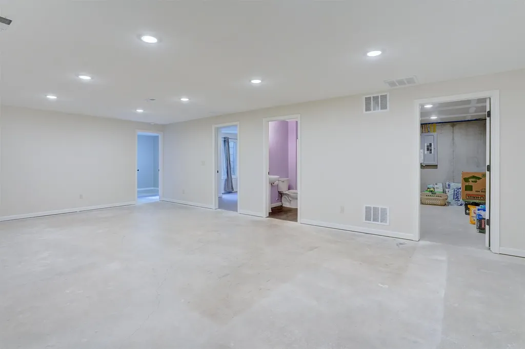 4221 Quail Ridge Drive Winfield KS 67156