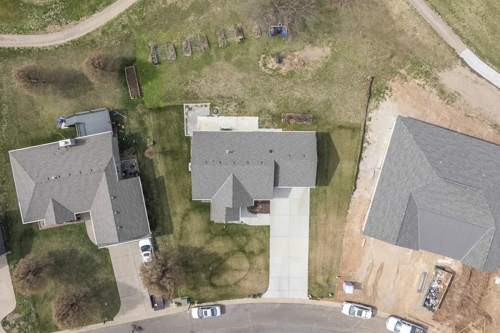 4221 Quail Ridge Drive Winfield KS 67156