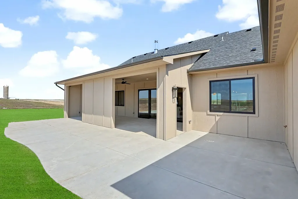 24770 W Stonebottom Court Goddard KS 67052
