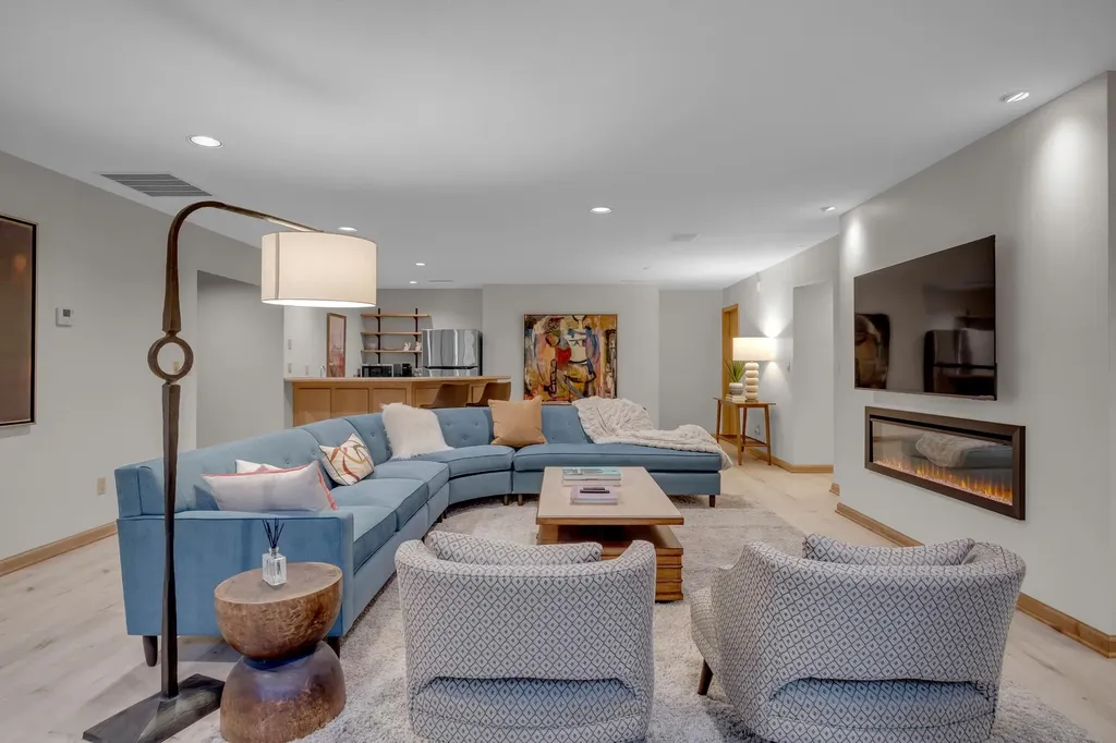 1401 Maple Street Newton KS 67114