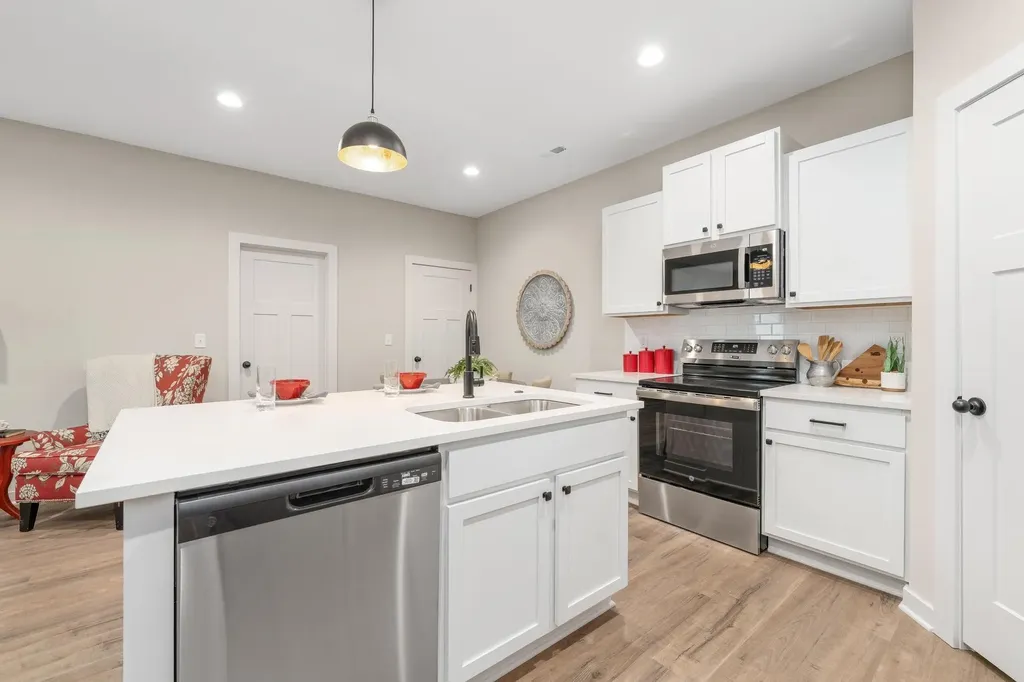 2853 S Cedar Crest Court Wichita KS 67215