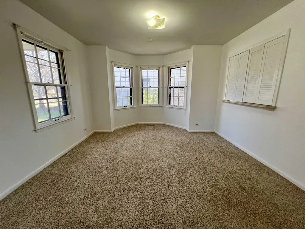 821 E 10th Winfield KS 67005
