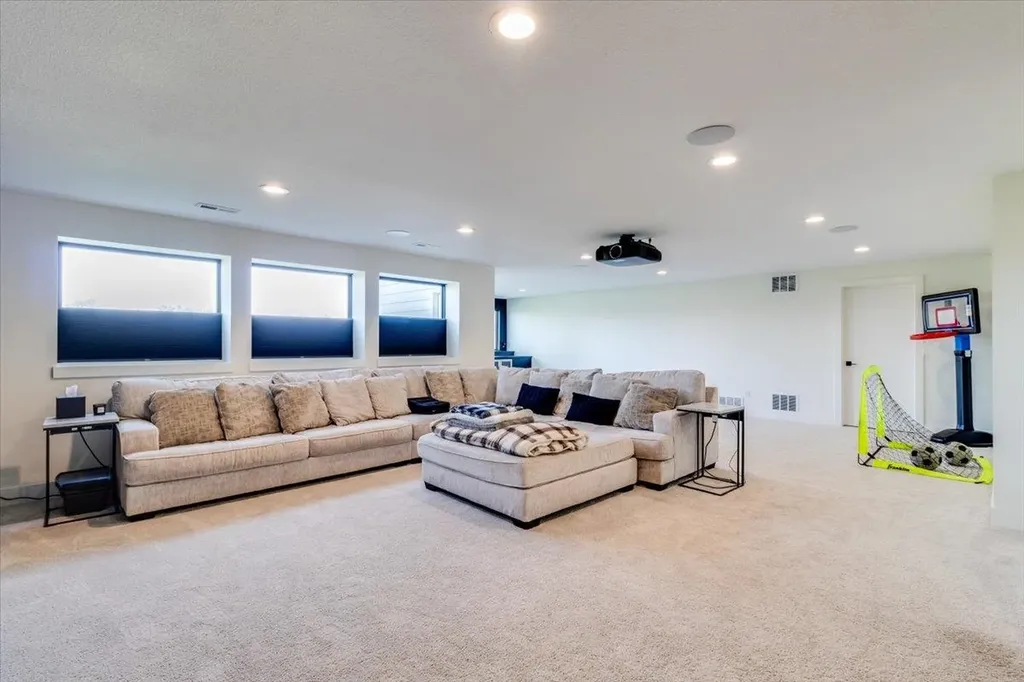 237 N Ciderbluff Court Wichita KS 67052