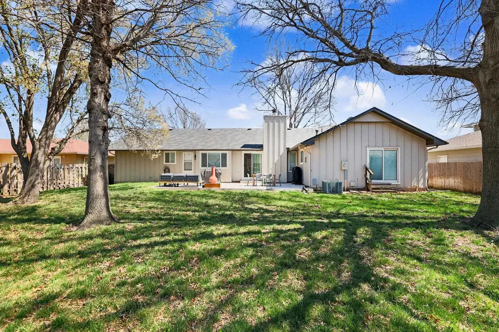 2441 N Winstead Circle Wichita KS 67226