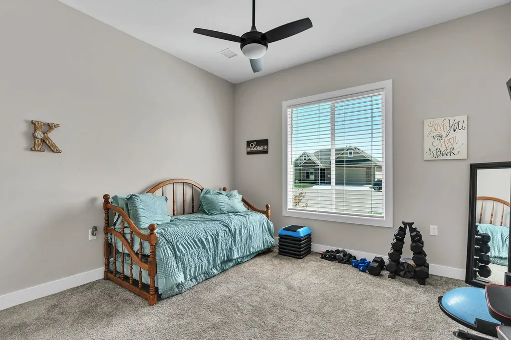744 N Thornton Court Wichita KS 67235