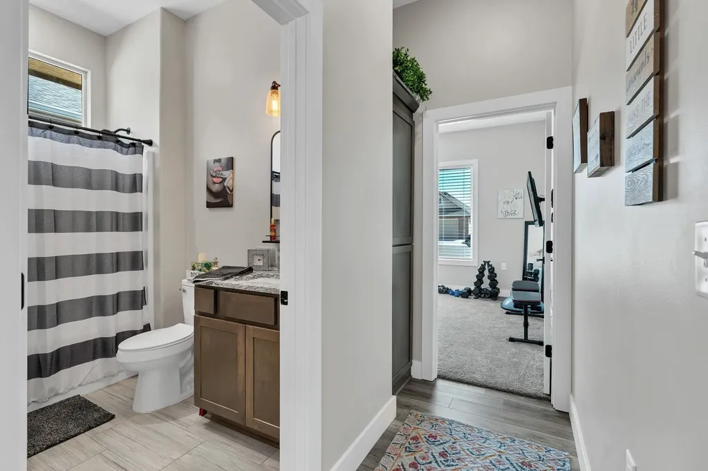 744 N Thornton Court Wichita KS 67235