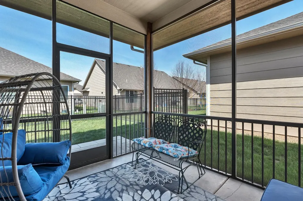 744 N Thornton Court Wichita KS 67235