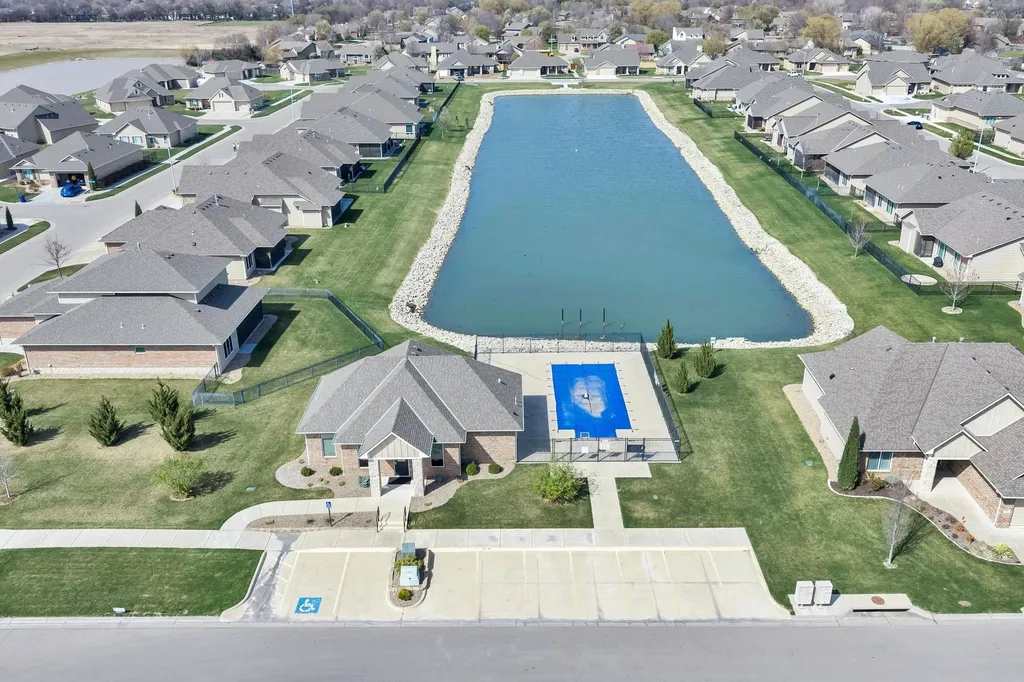 744 N Thornton Court Wichita KS 67235