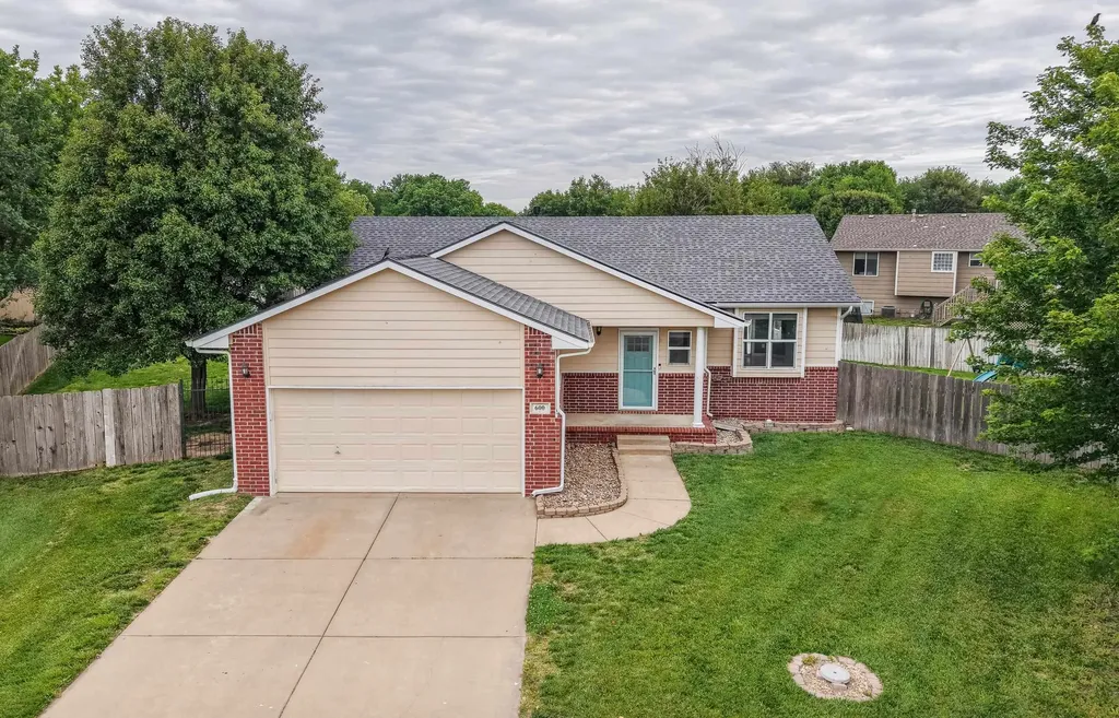 600 Laramie Circle Maize KS 67101