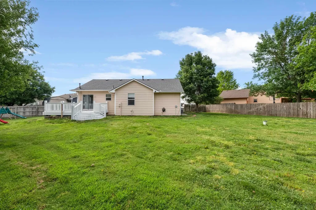 600 Laramie Circle Maize KS 67101