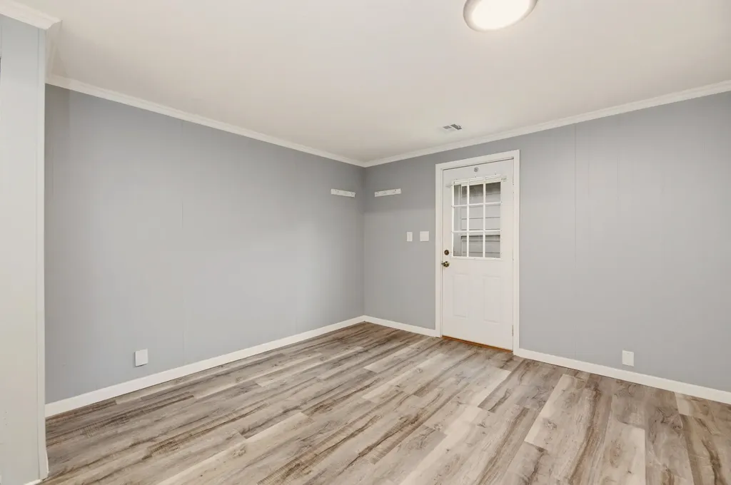 818 W 51st Street S Wichita KS 67217