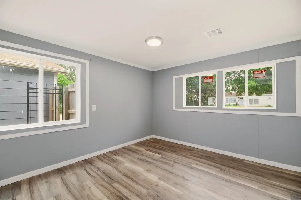 818 W 51st Street S Wichita KS 67217