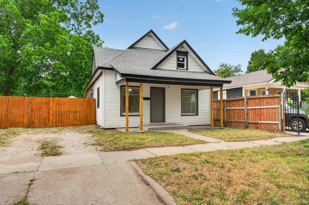 1621 S Waco Wichita KS 67213