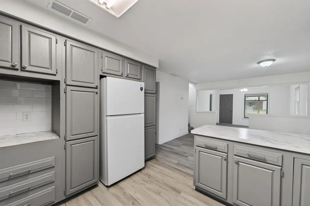 1621 S Waco Wichita KS 67213