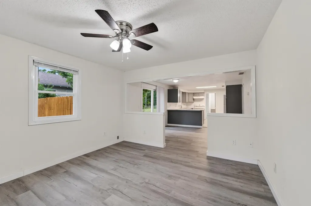 1621 S Waco Wichita KS 67213