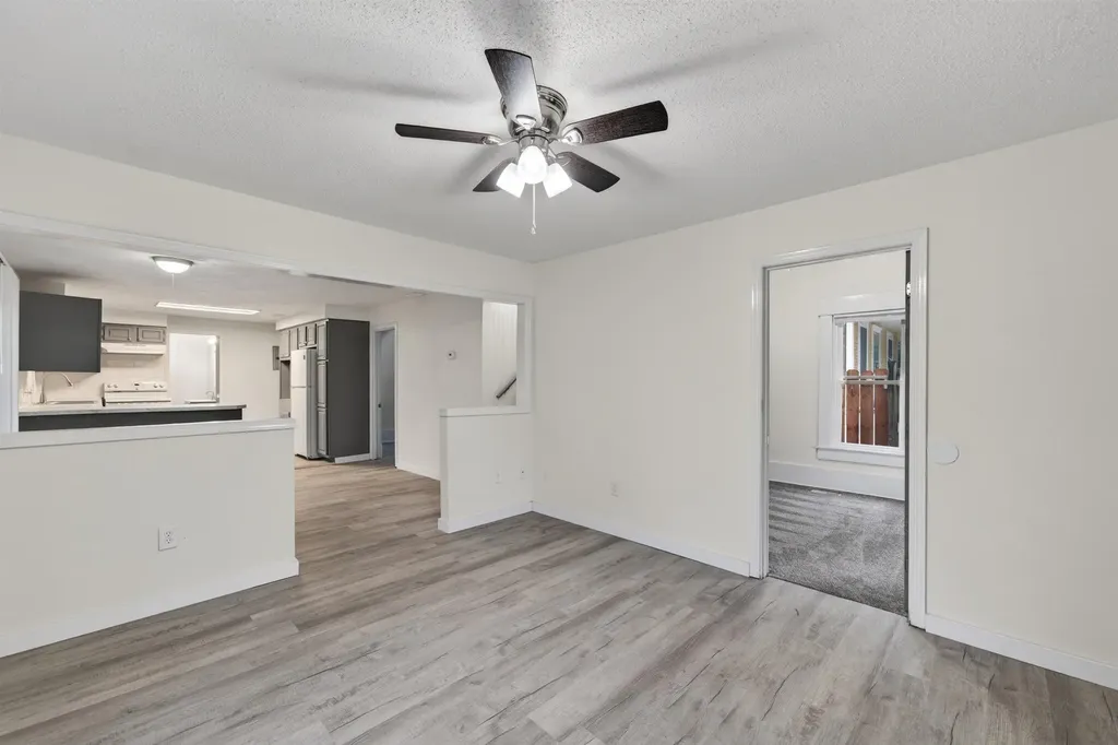 1621 S Waco Wichita KS 67213