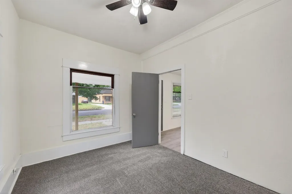 1621 S Waco Wichita KS 67213