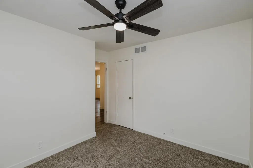 515 E Maywood Wichita KS 67216
