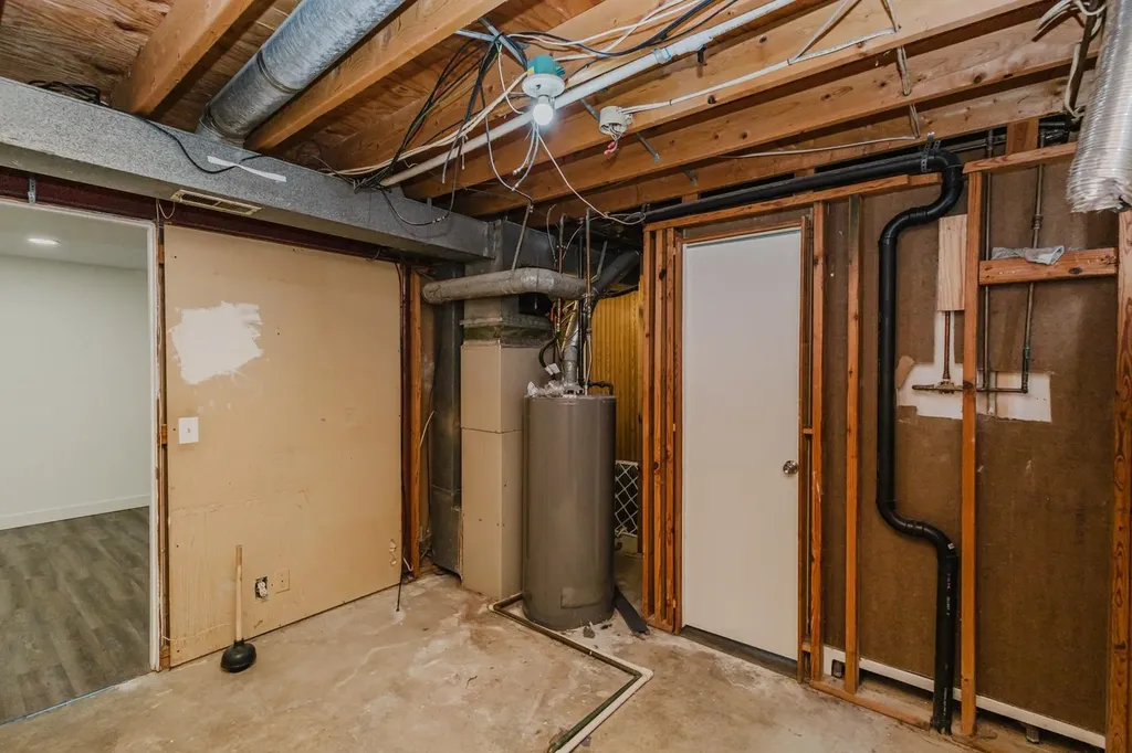 515 E Maywood Wichita KS 67216