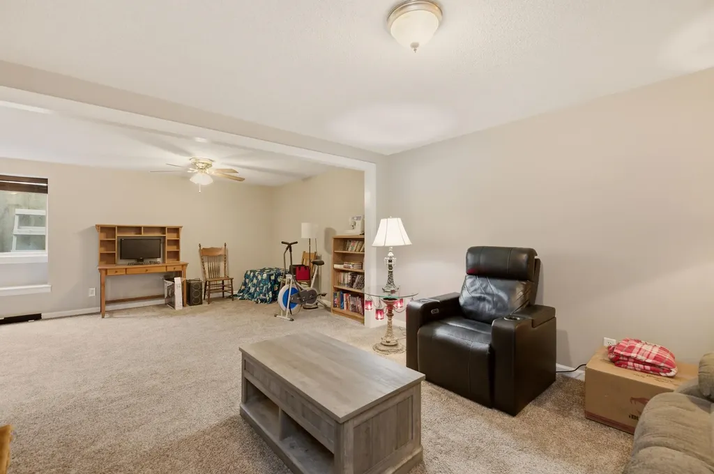 275 S Marlen Drive Haysville KS 67060