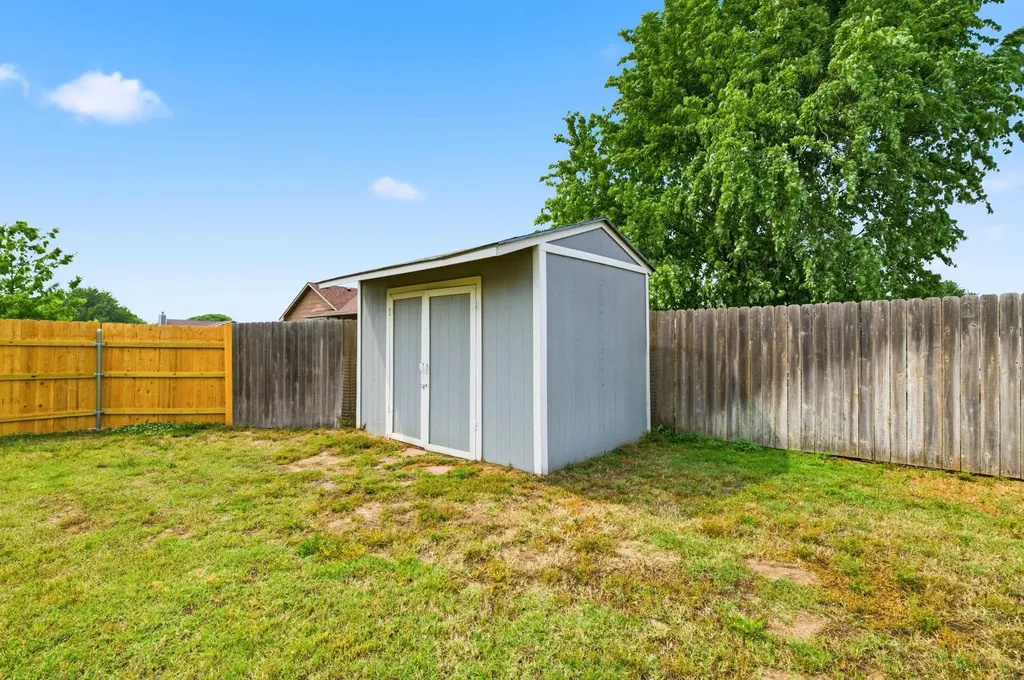 275 S Marlen Drive Haysville KS 67060