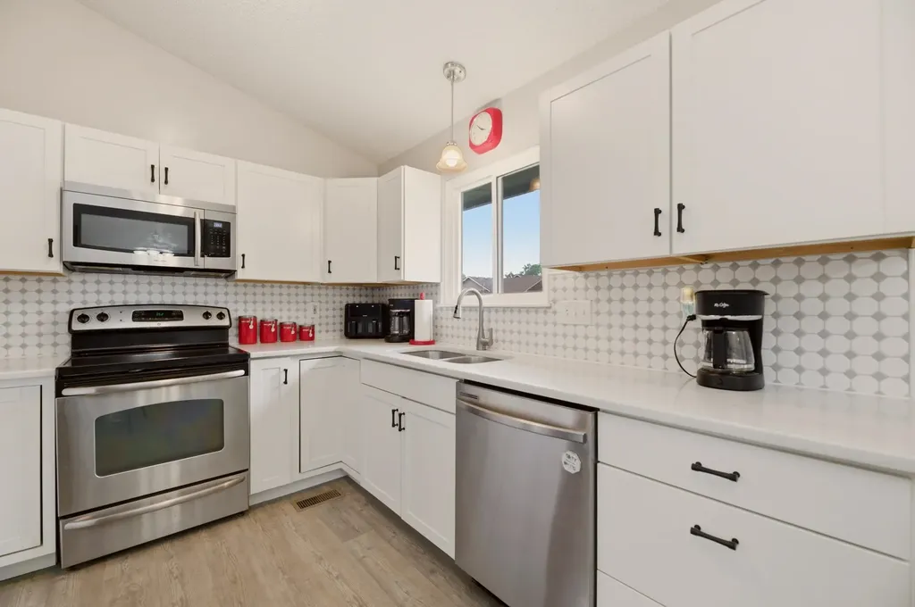 275 S Marlen Drive Haysville KS 67060
