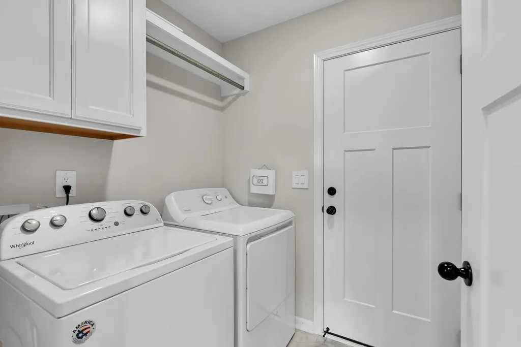 291 W Dusk Drive Rose Hill KS 67133