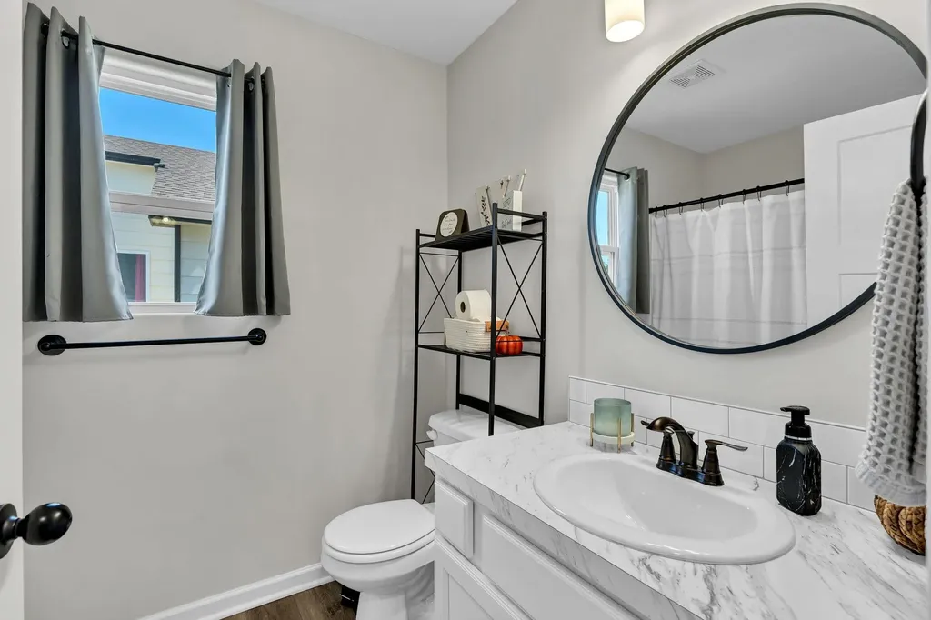 291 W Dusk Drive Rose Hill KS 67133