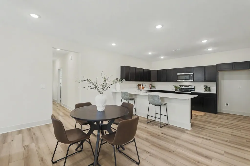 12822 W Red Rock Wichita KS 67235