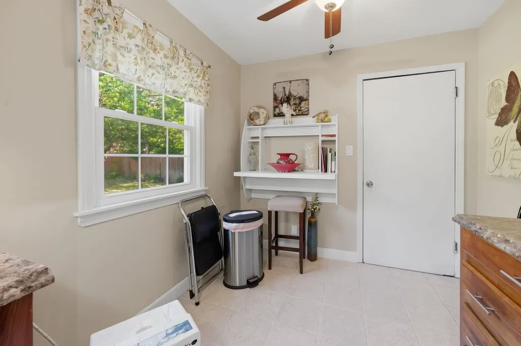 325 N Brookside Wichita KS 67208