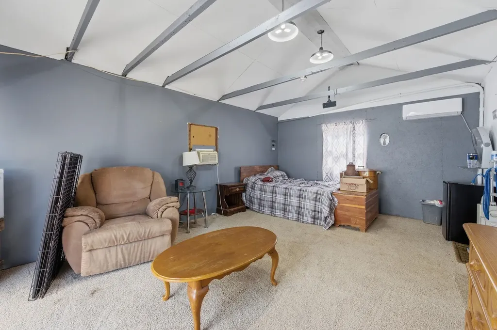 519 E 3rd Street Eureka KS 67045-1903