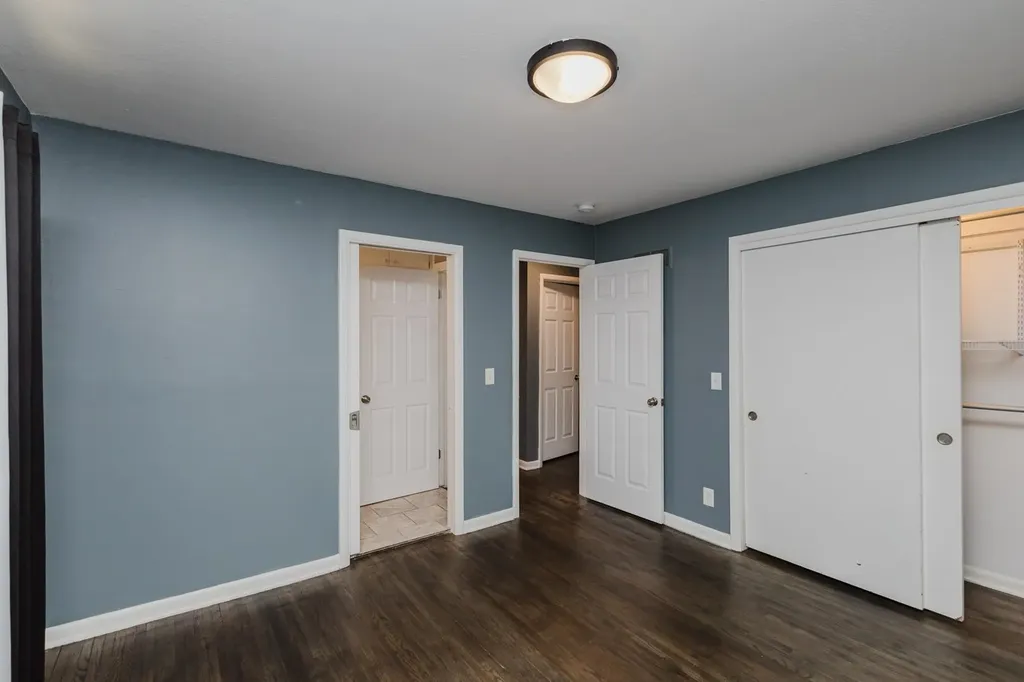 1022 S Wicker Wichita KS 67207