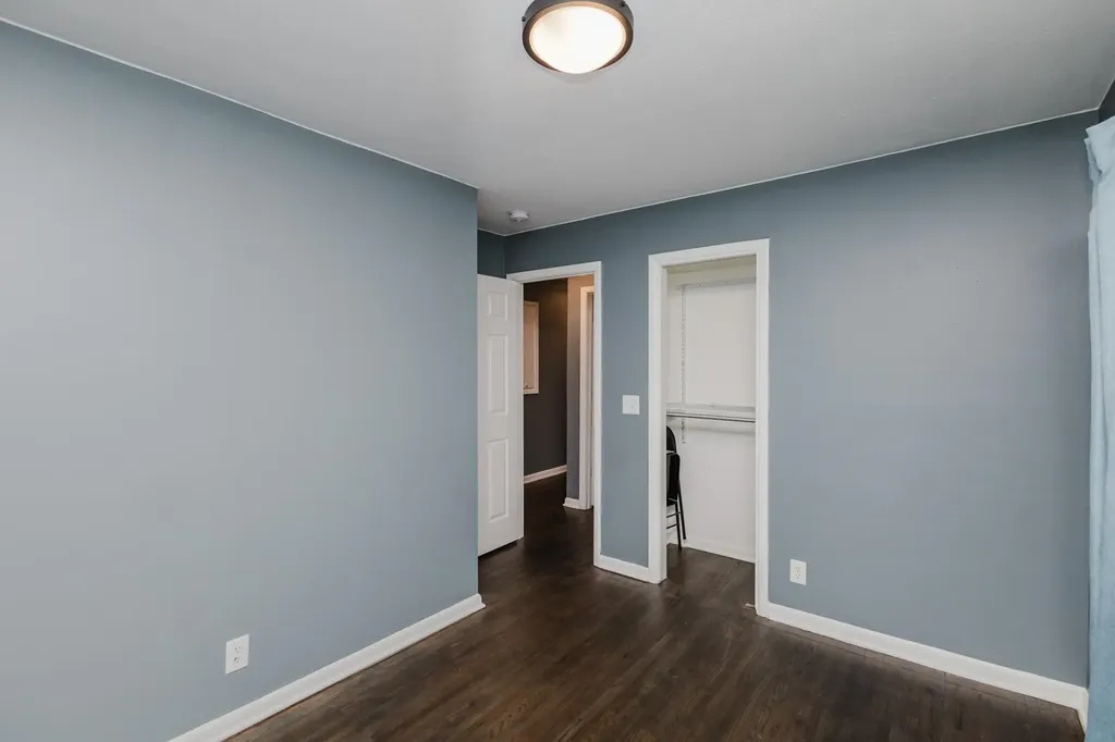 1022 S Wicker Wichita KS 67207