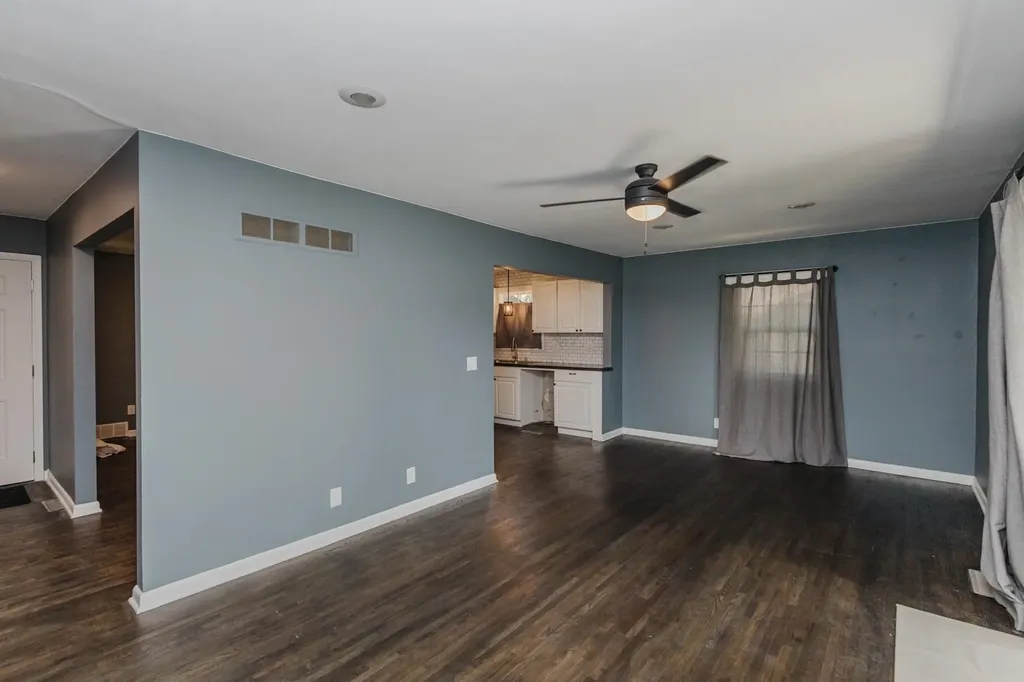 1022 S Wicker Wichita KS 67207