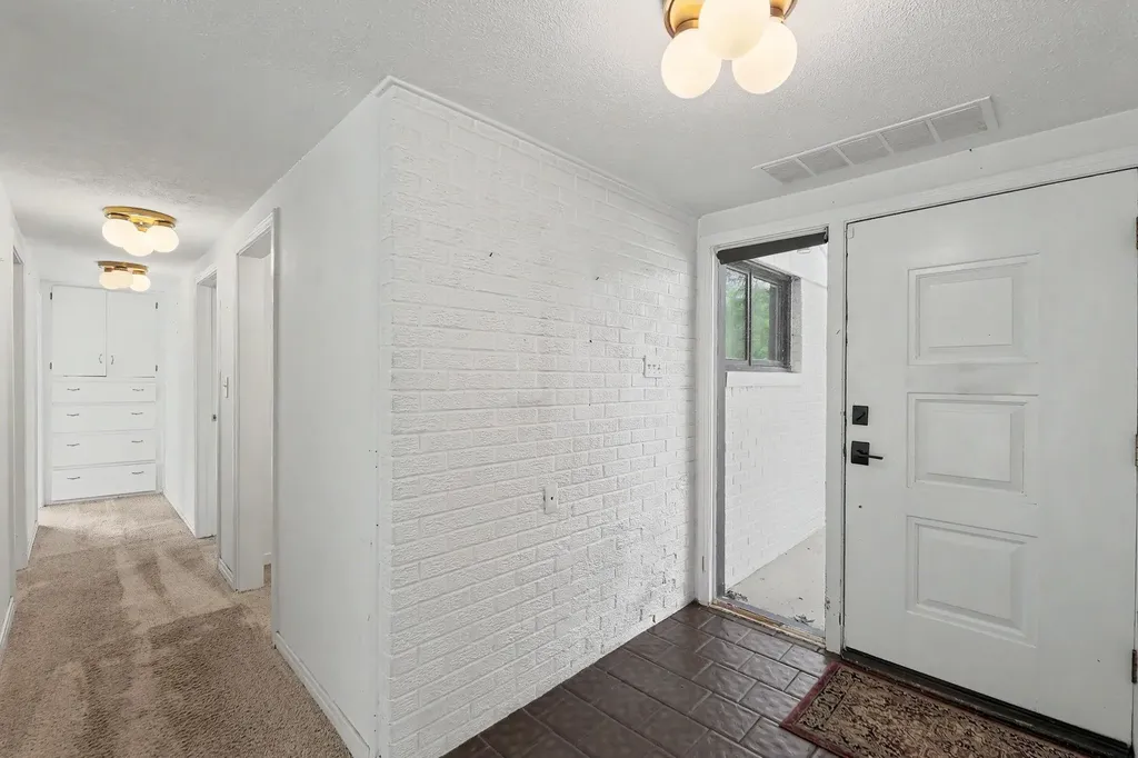 410 S Wetmore Drive Wichita KS 67209
