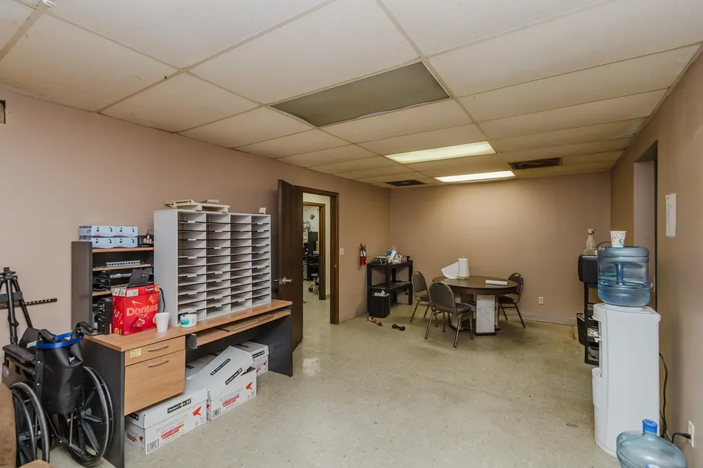 2555 N Market St & Additional Lots Wichita KS 67219