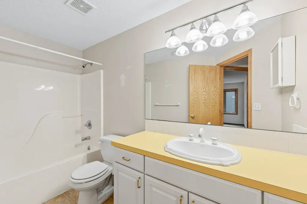 7806 E Champions Circle Wichita KS 67226