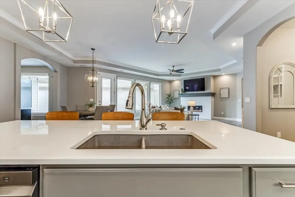 4936 N Prestwick Avenue Bel Aire KS 67226