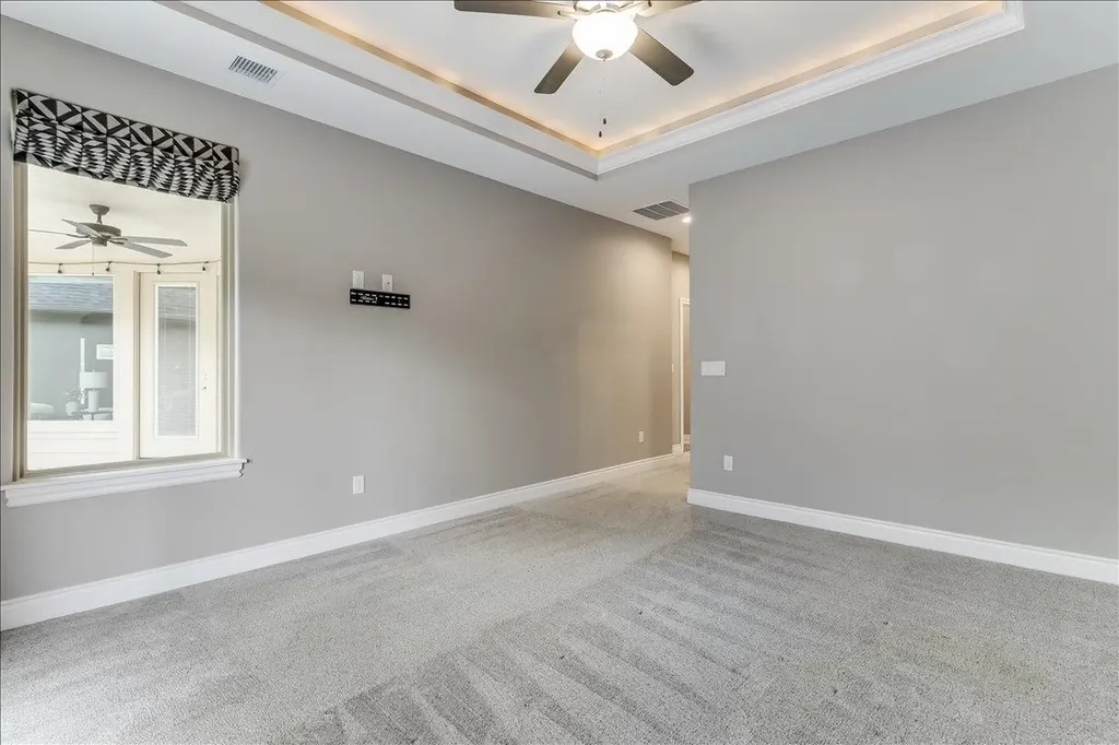 4936 N Prestwick Avenue Bel Aire KS 67226