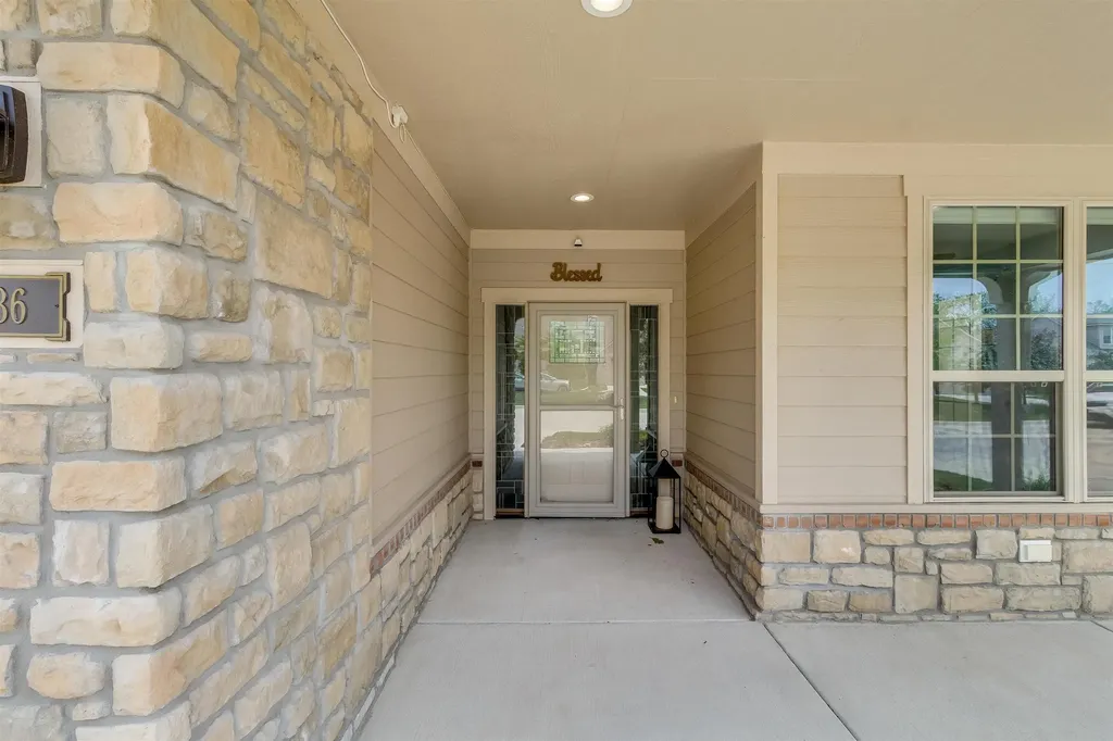 4936 N Prestwick Avenue Bel Aire KS 67226