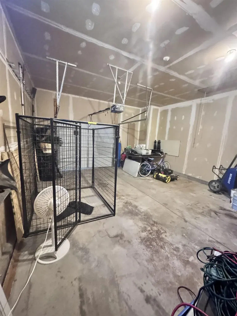 927 E 43rd Avenue Wichita KS 67216