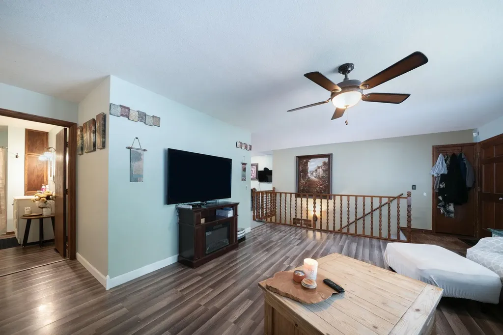 927 E 43rd Avenue Wichita KS 67216