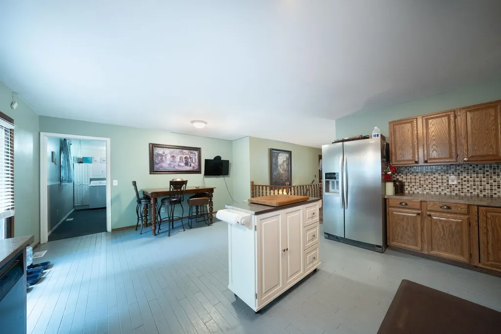 927 E 43rd Avenue Wichita KS 67216