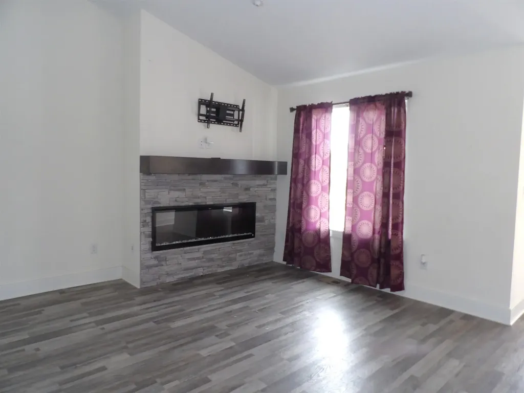 105 E Burlington Drive Mulvane KS 67110